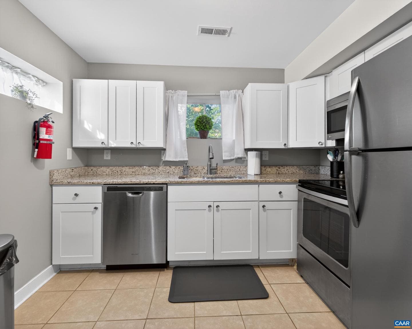1304 Belleview Ave photo 45