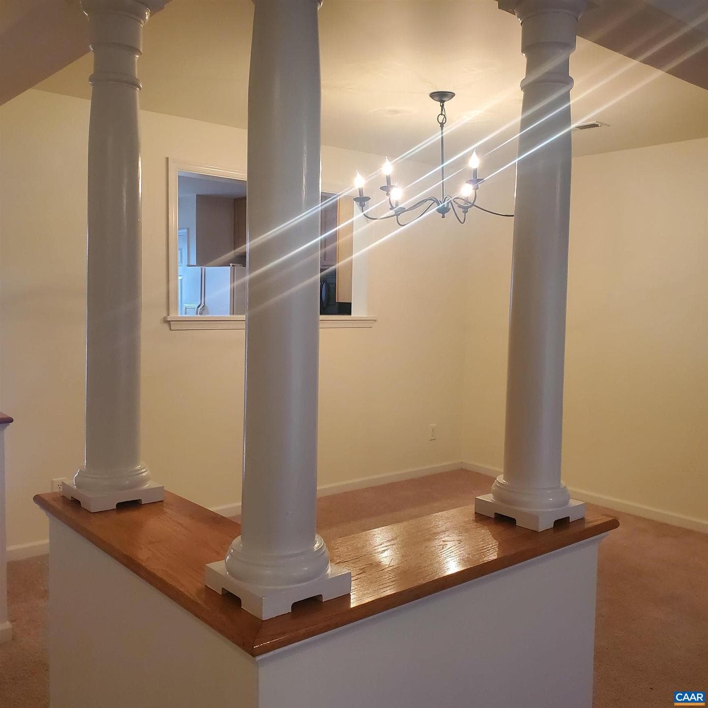 1408 Glenside Green photo 9