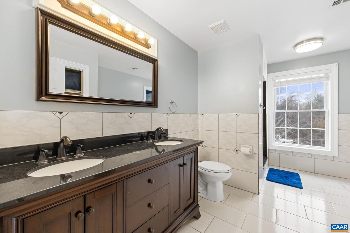 15760 Fox Chase Ln photo 25