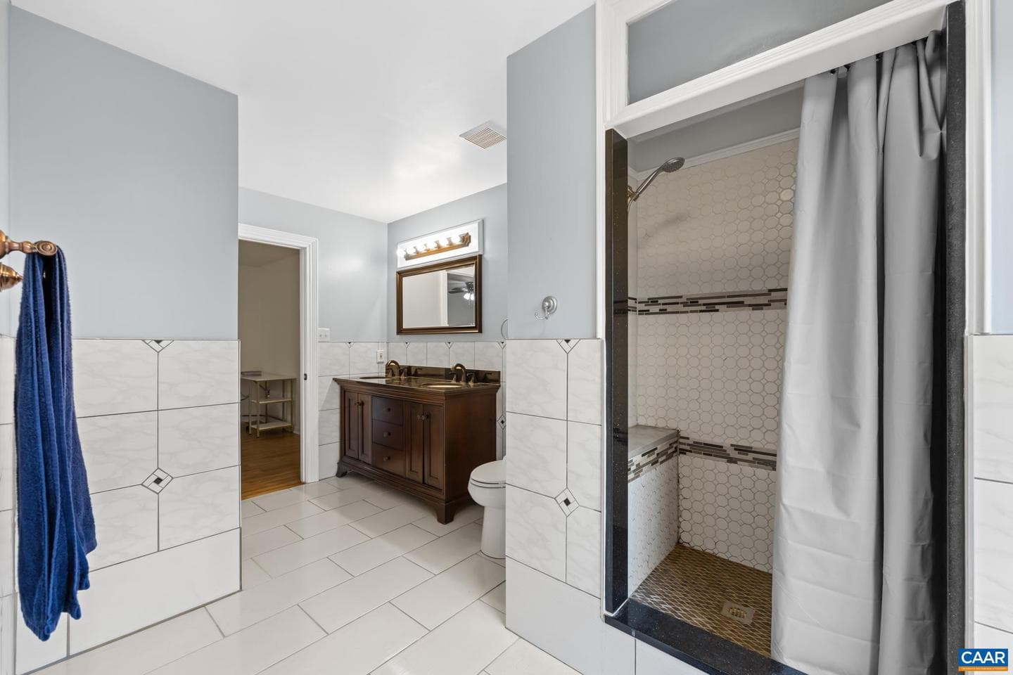 15760 Fox Chase Ln photo 26