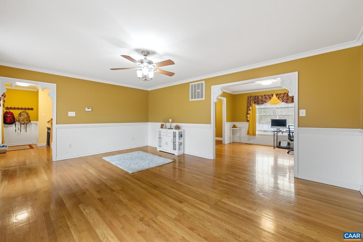 15760 Fox Chase Ln photo 6