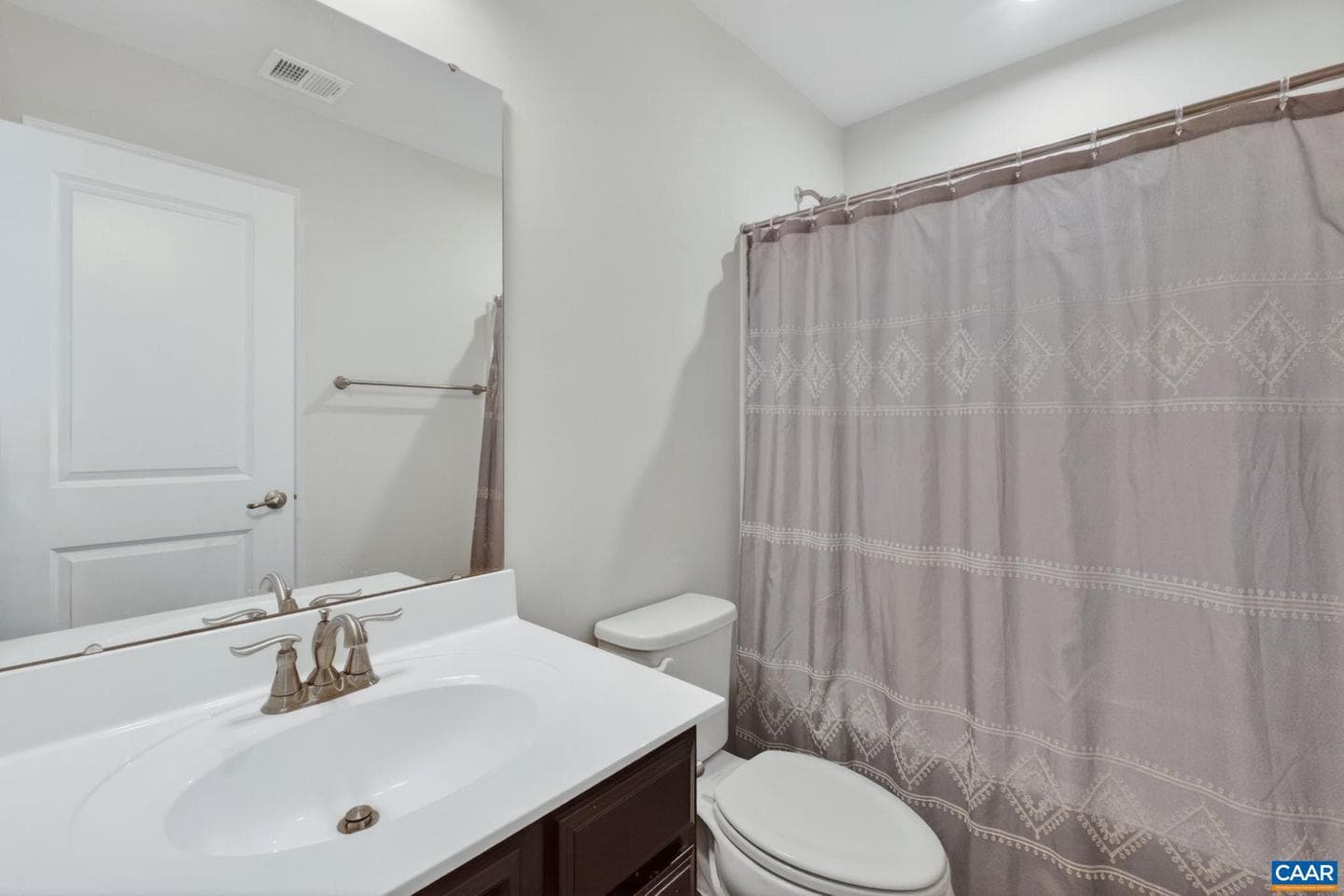 93 Virginia Ave photo 15