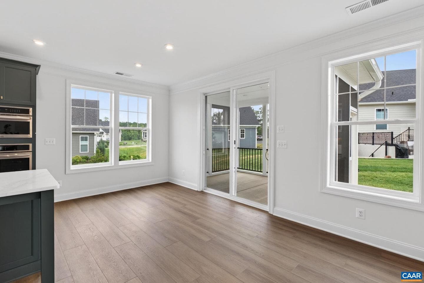 34e Ashlin Cove photo 10