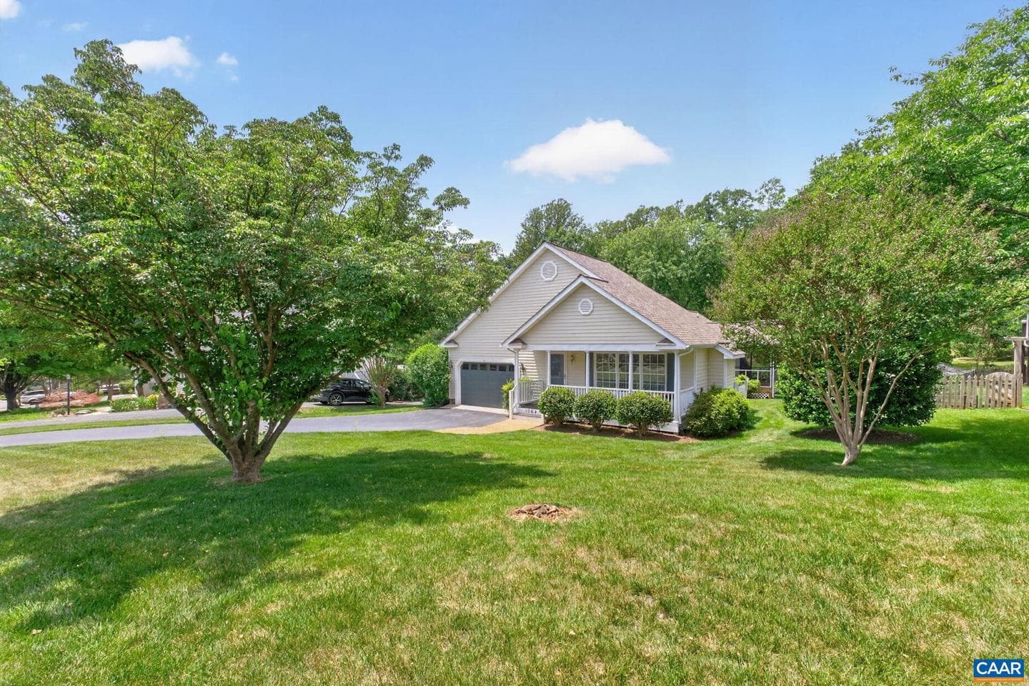 1064 Wintergreen Ln photo 31