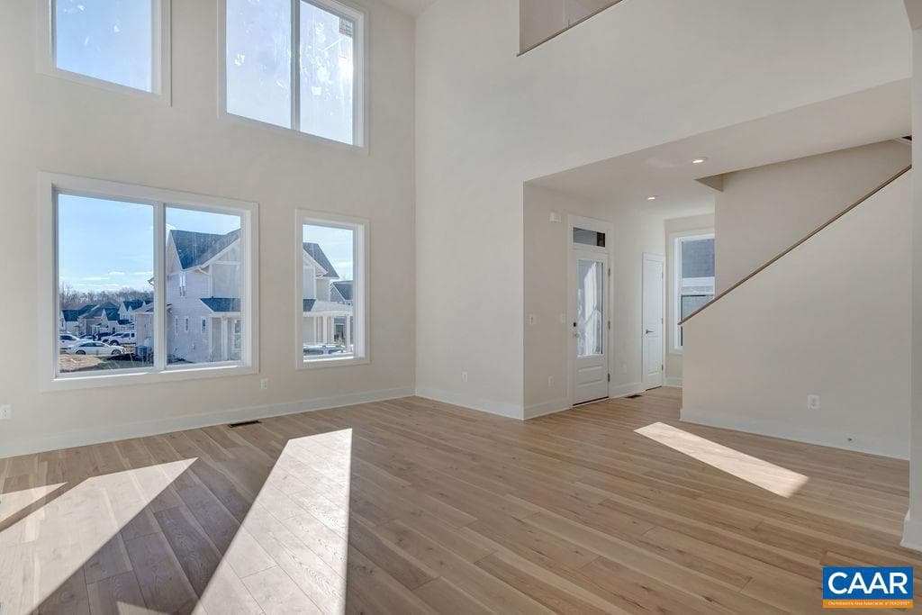 22f Wardell Crest photo 8
