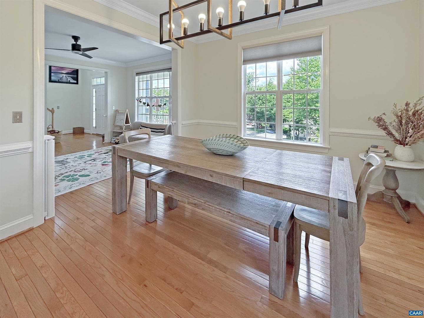 1102 Saint Charles Ct photo 7