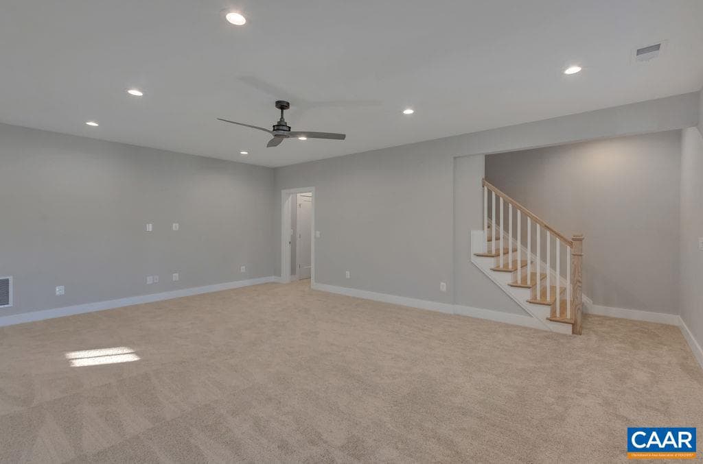 9 Coleman Dr photo 20