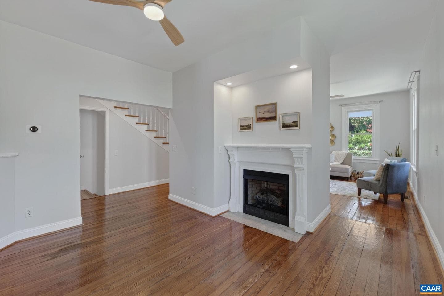 433 N Winchester Ave photo 16