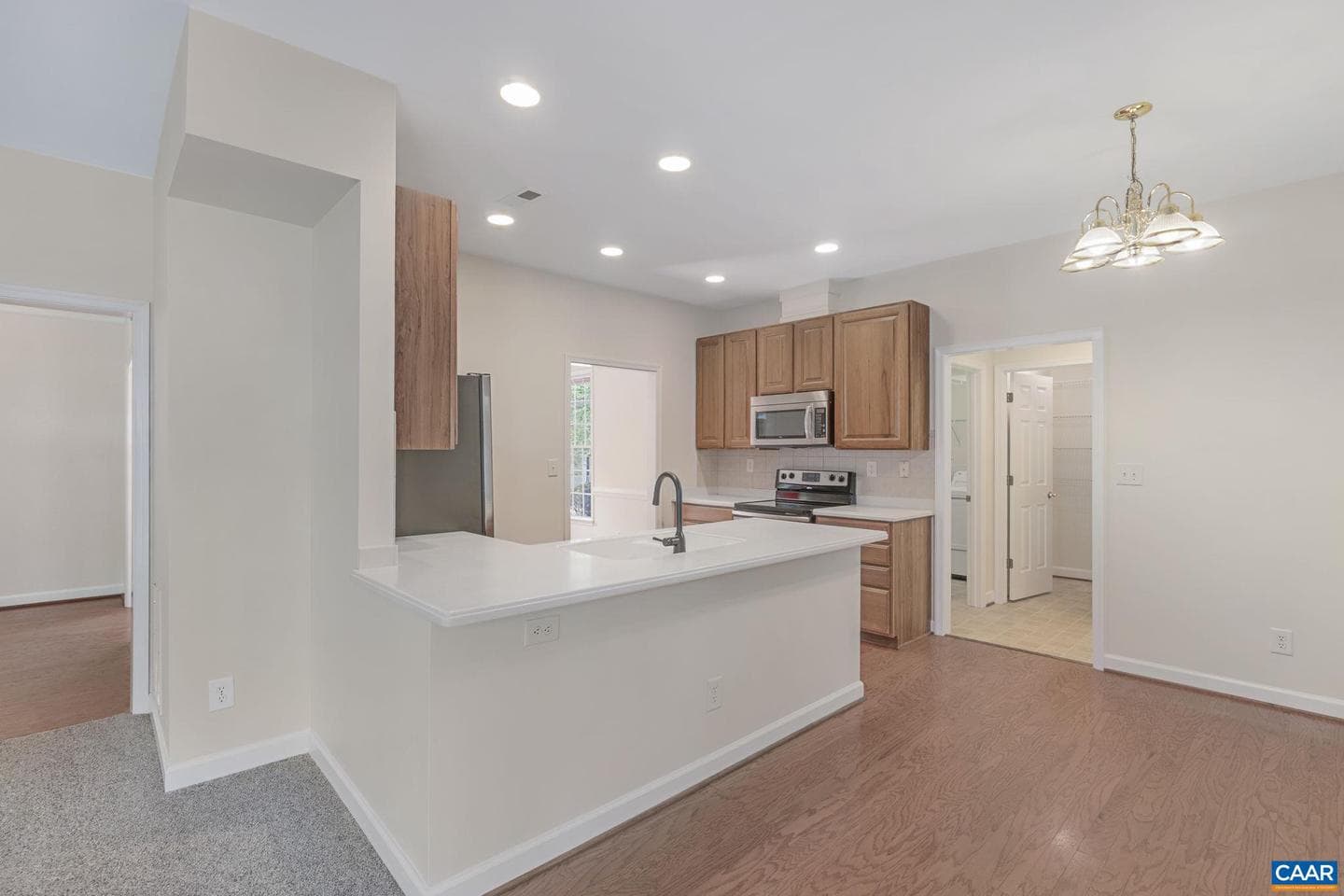 3353 Turnberry Cir photo 13