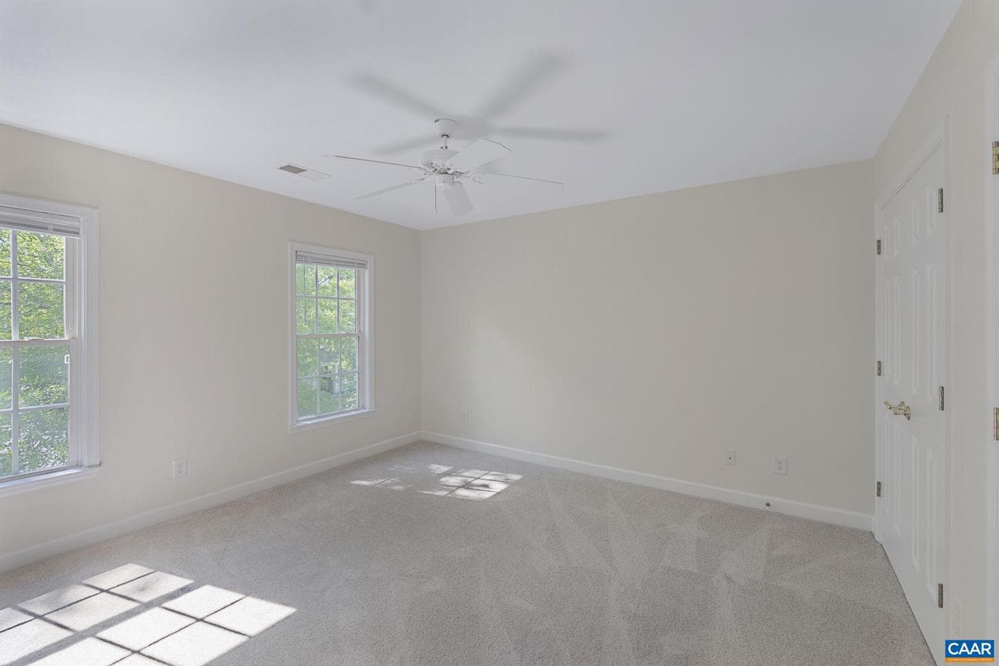 3353 Turnberry Cir photo 21