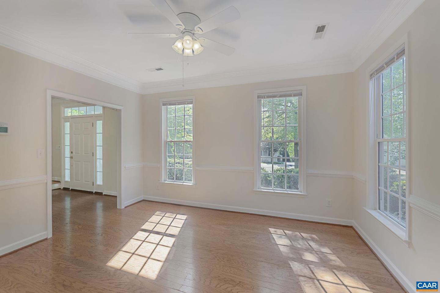 3353 Turnberry Cir photo 9