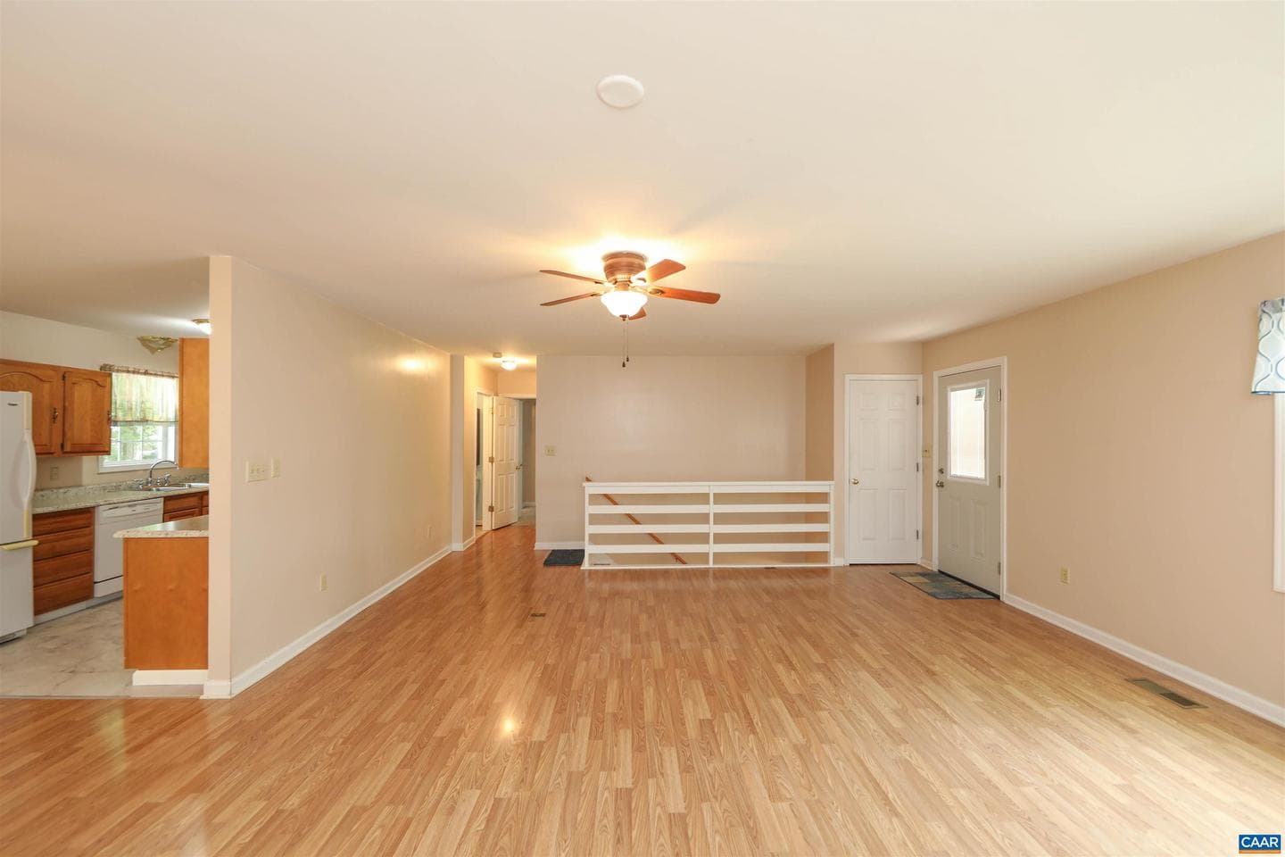 26 West Lake Forest Dr photo 6