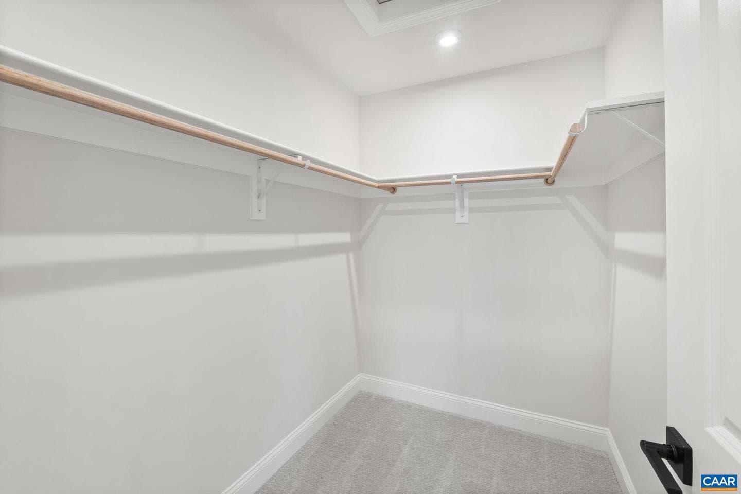 291 Crowninshield Ct photo 16