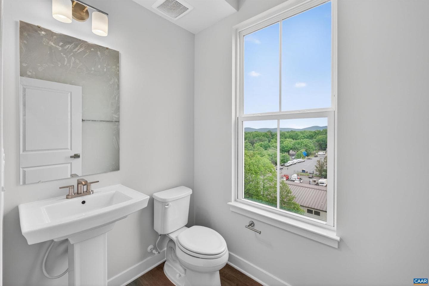 4062b Perseus Ln photo 19