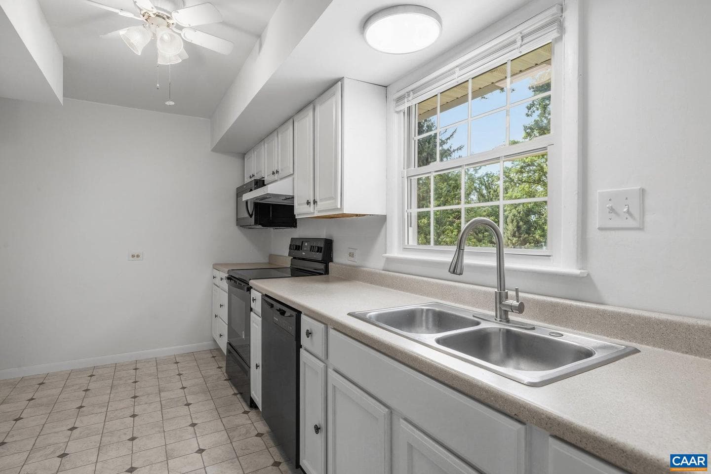 2417 Angus Rd photo 16