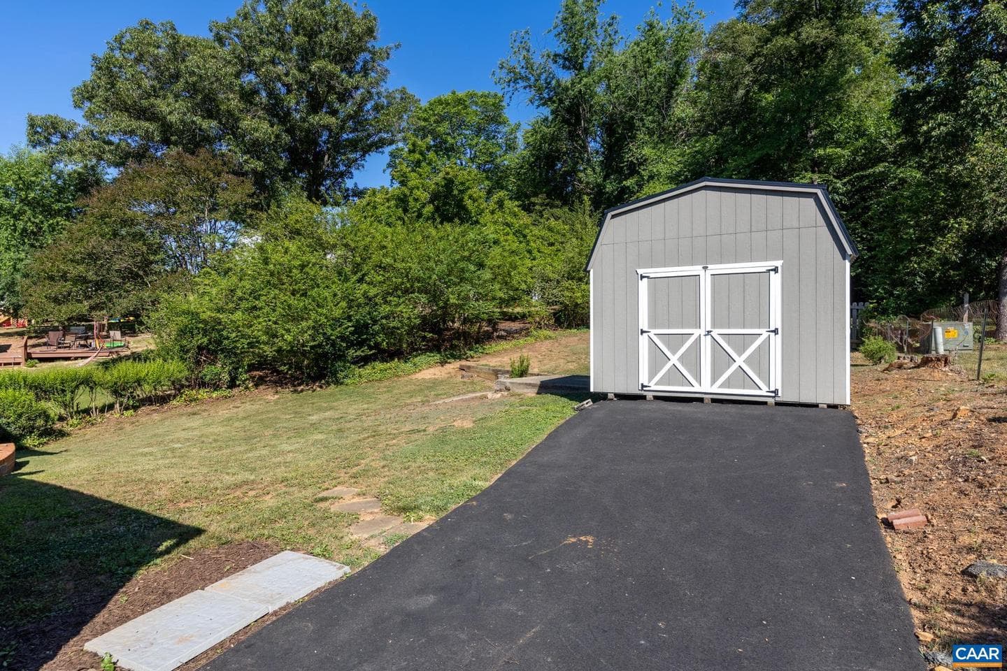 327 Brentwood Rd photo 37