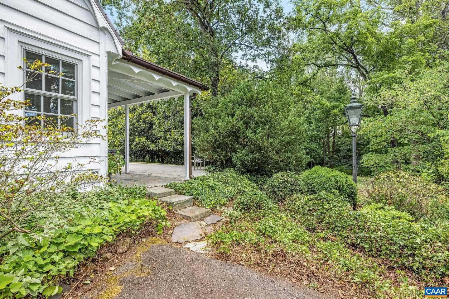1868 Edgewood Ln photo 48