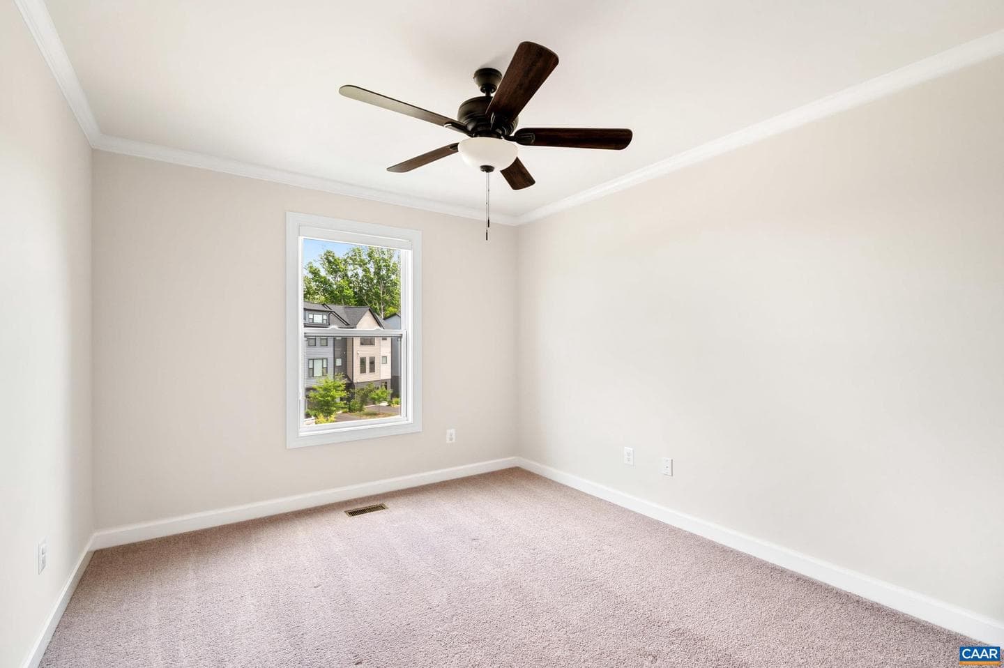 2217 Fowler Cir photo 40