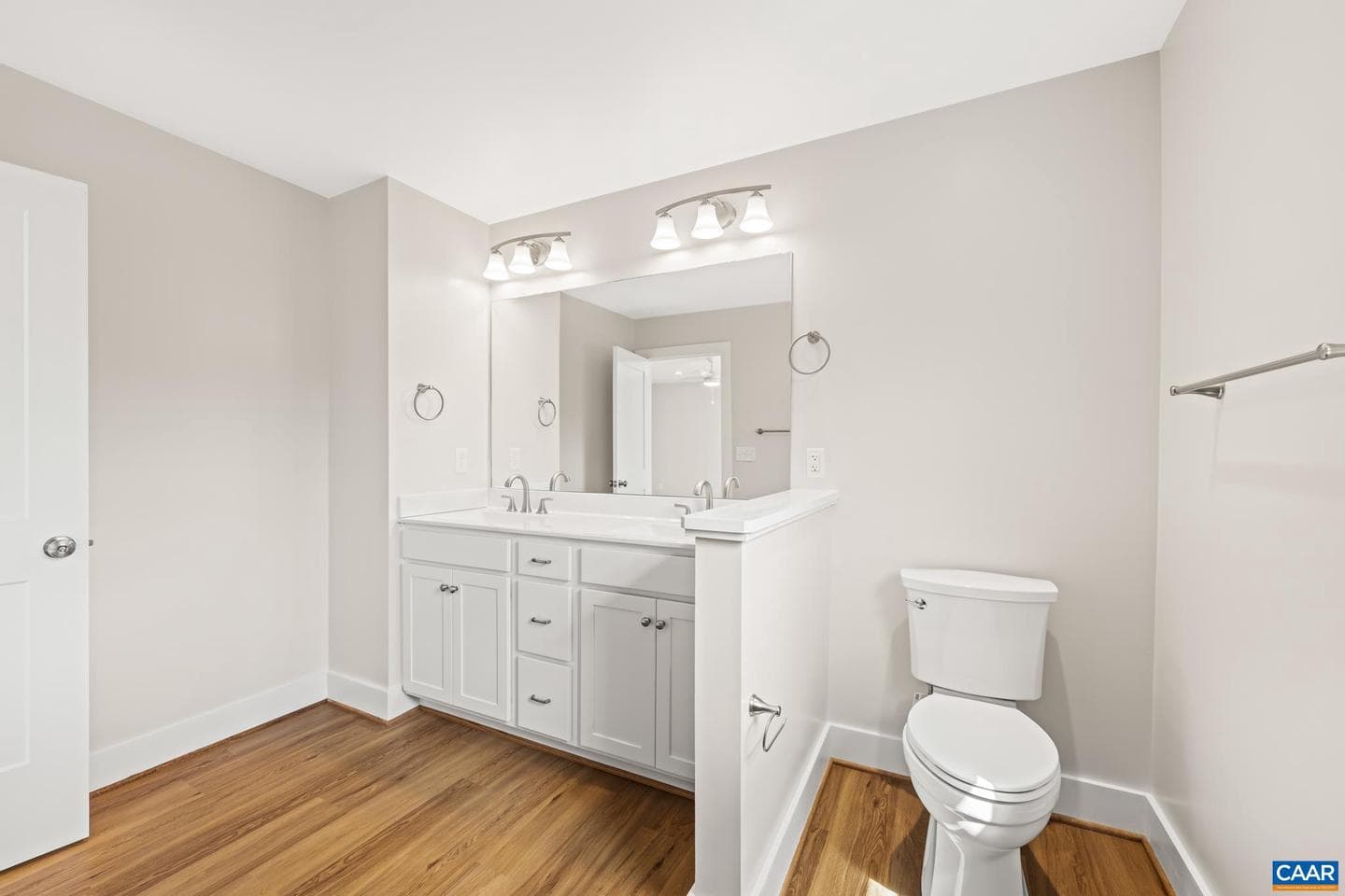 242 Palmer Pl photo 39