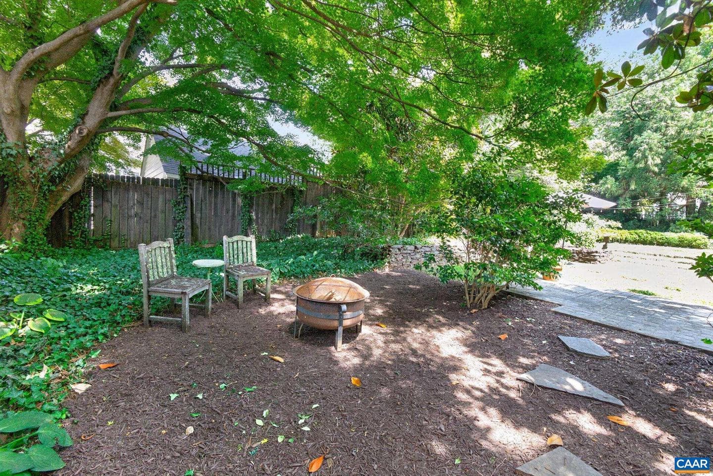 1847 Edgewood Ln photo 48