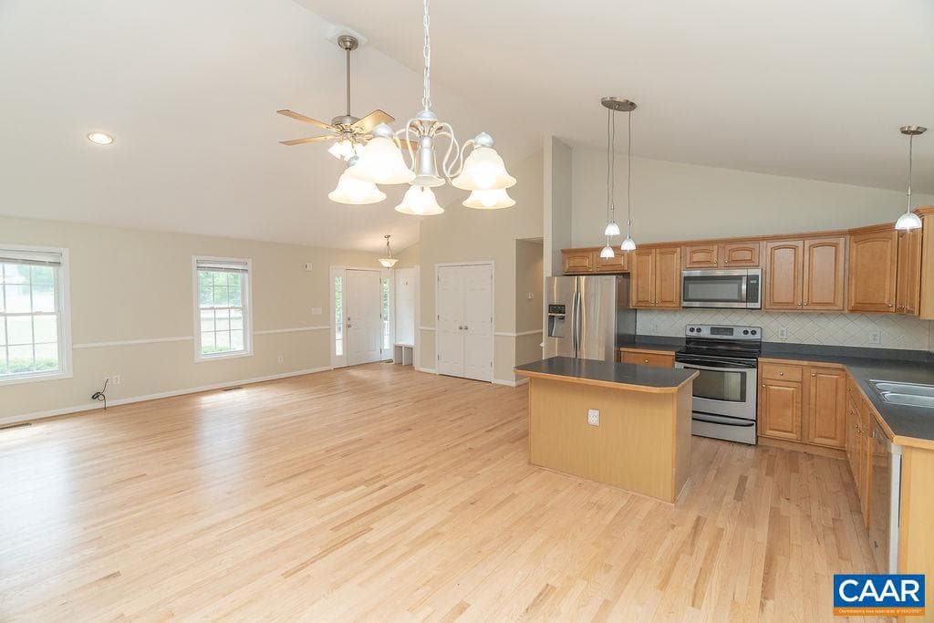 1166 Georgia Creek Rd photo 9