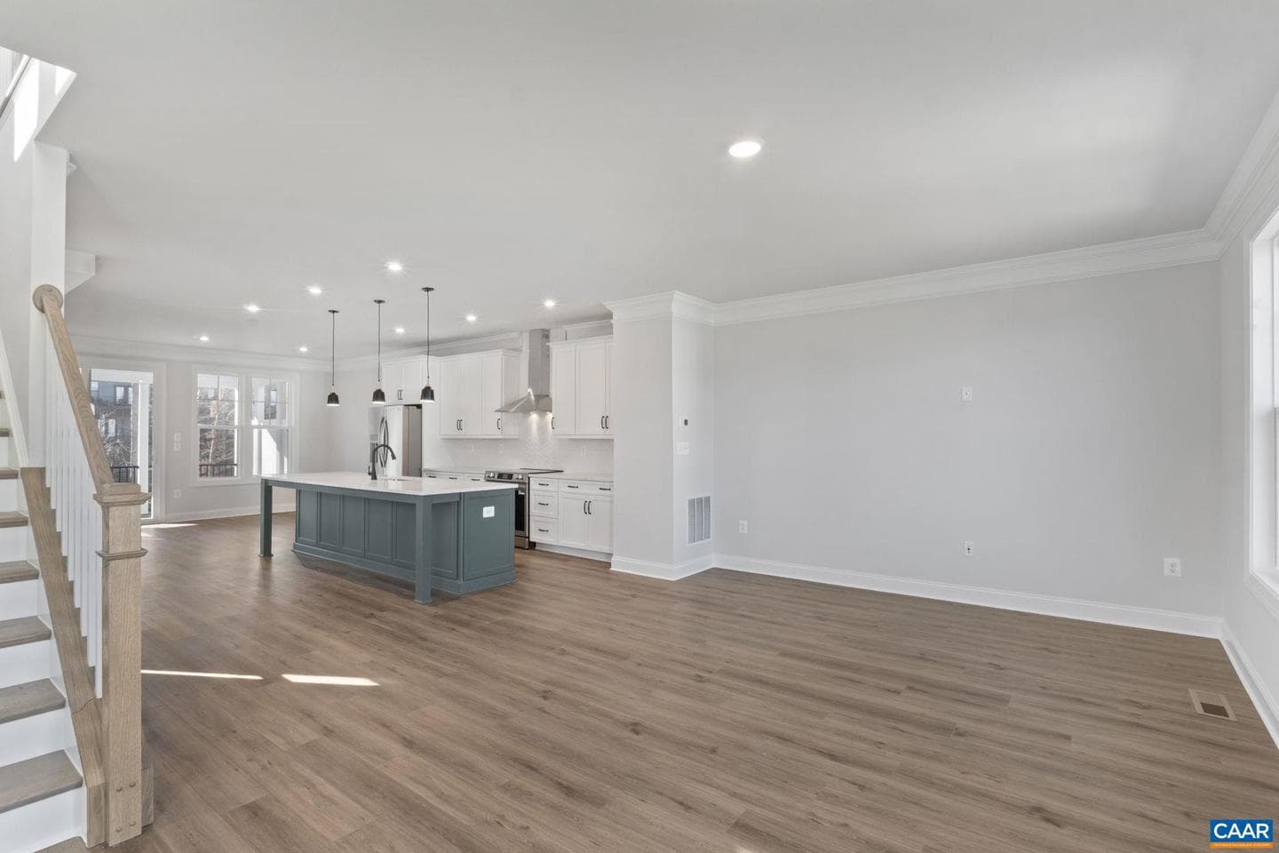3028 Farrow Cir photo 28