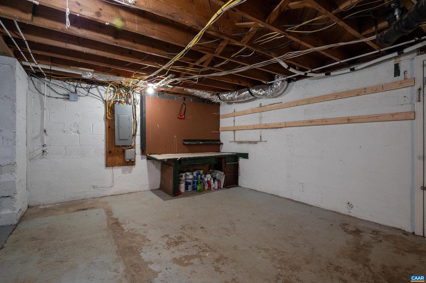 1614 Rose Hill Dr photo 21