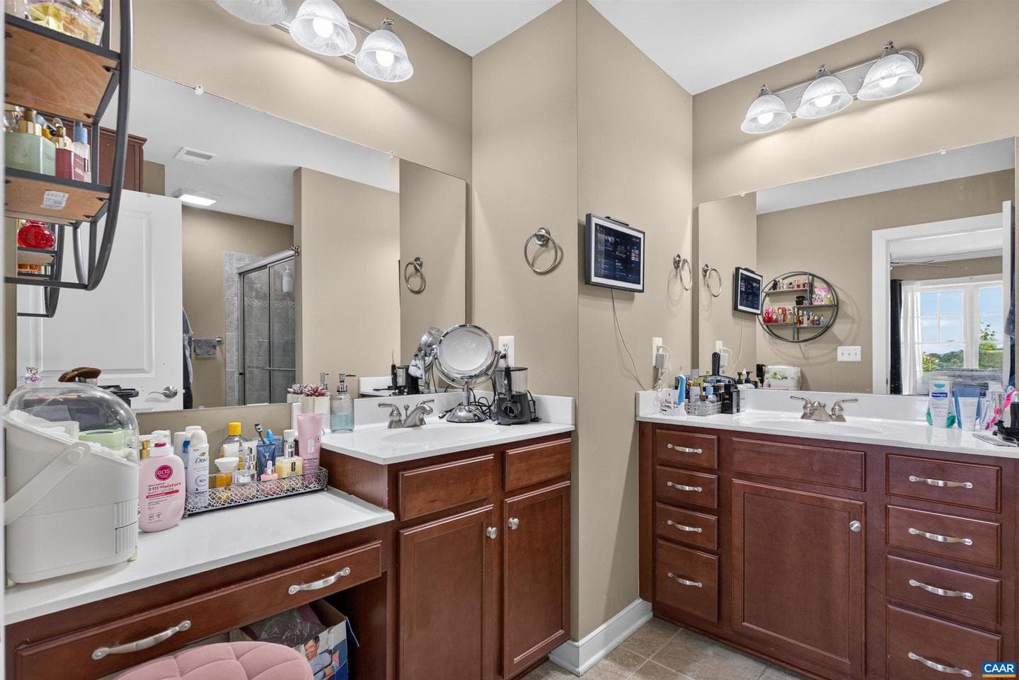 1565 Newcastle Ct photo 18