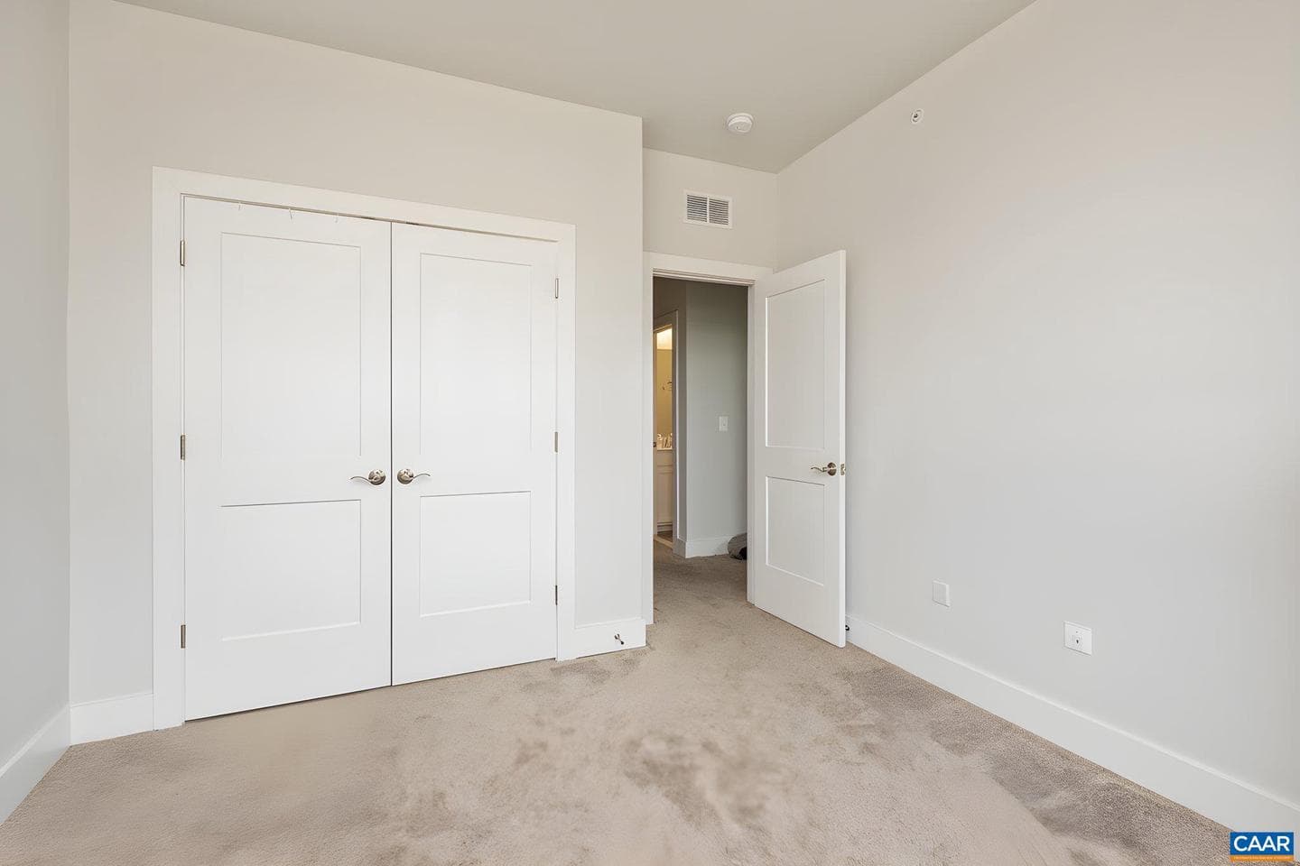 610 Noush Ct #b photo 31