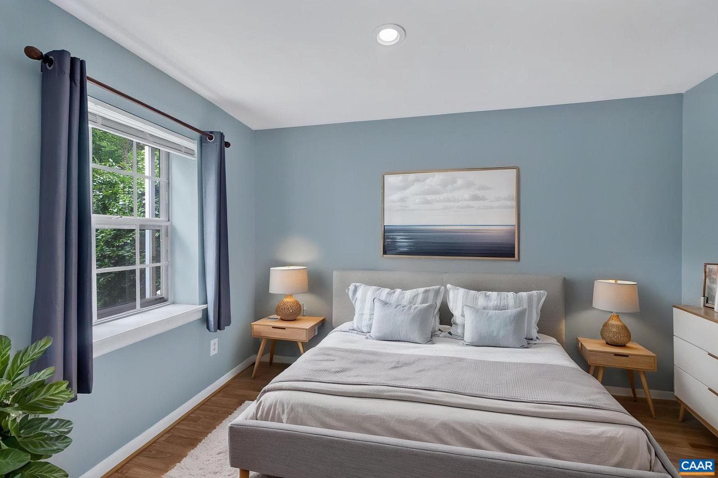 545 Burgoyne Rd #2 photo 20