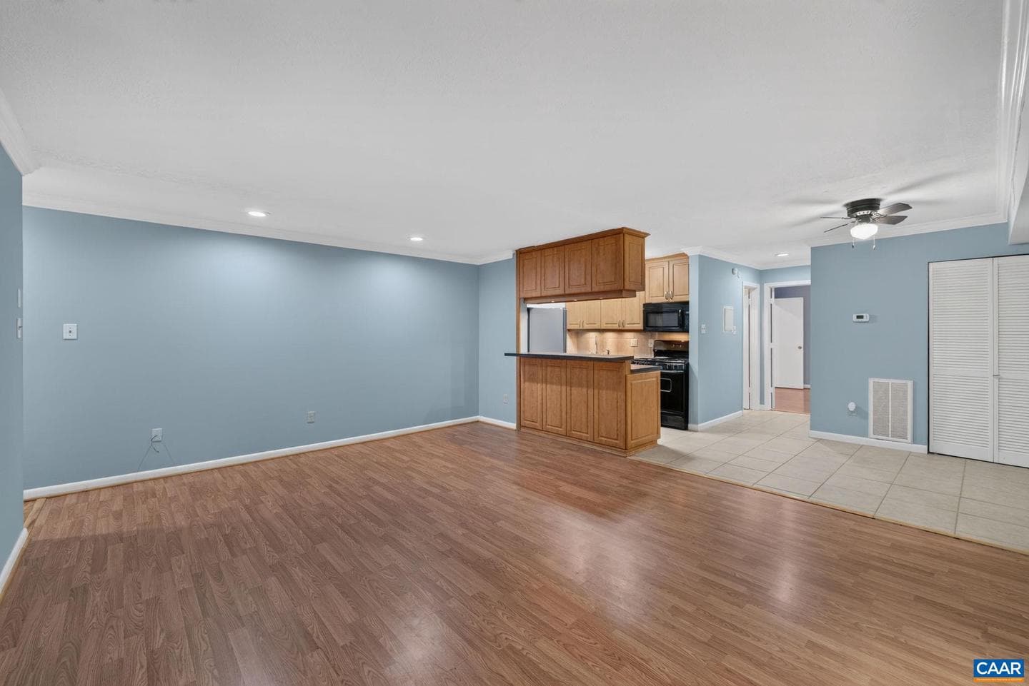 545 Burgoyne Rd #2 photo 6