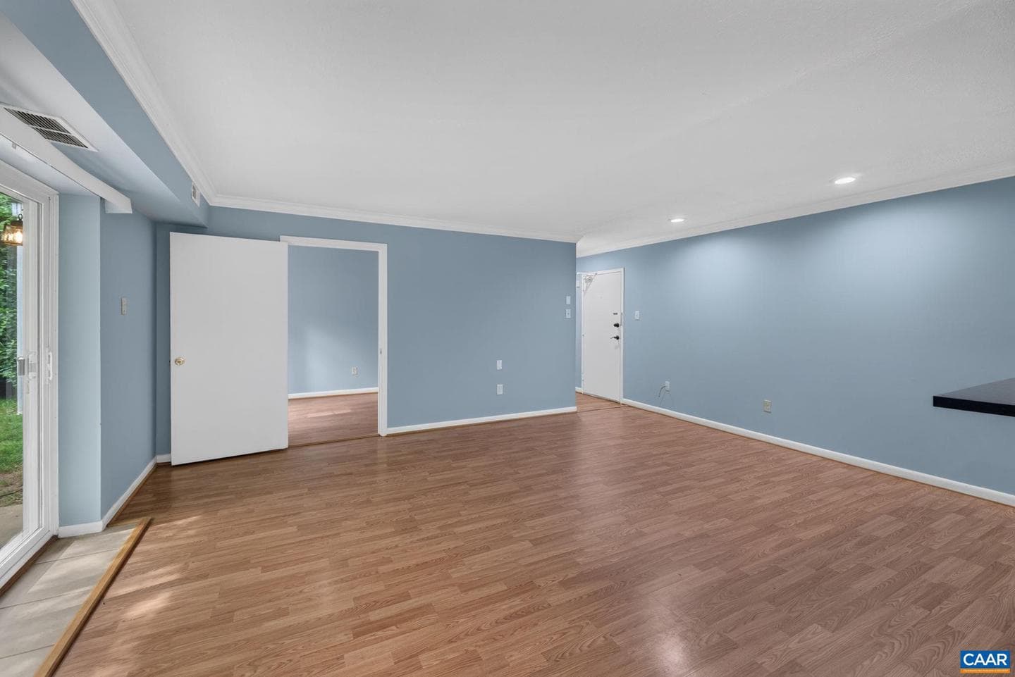 545 Burgoyne Rd #2 photo 7