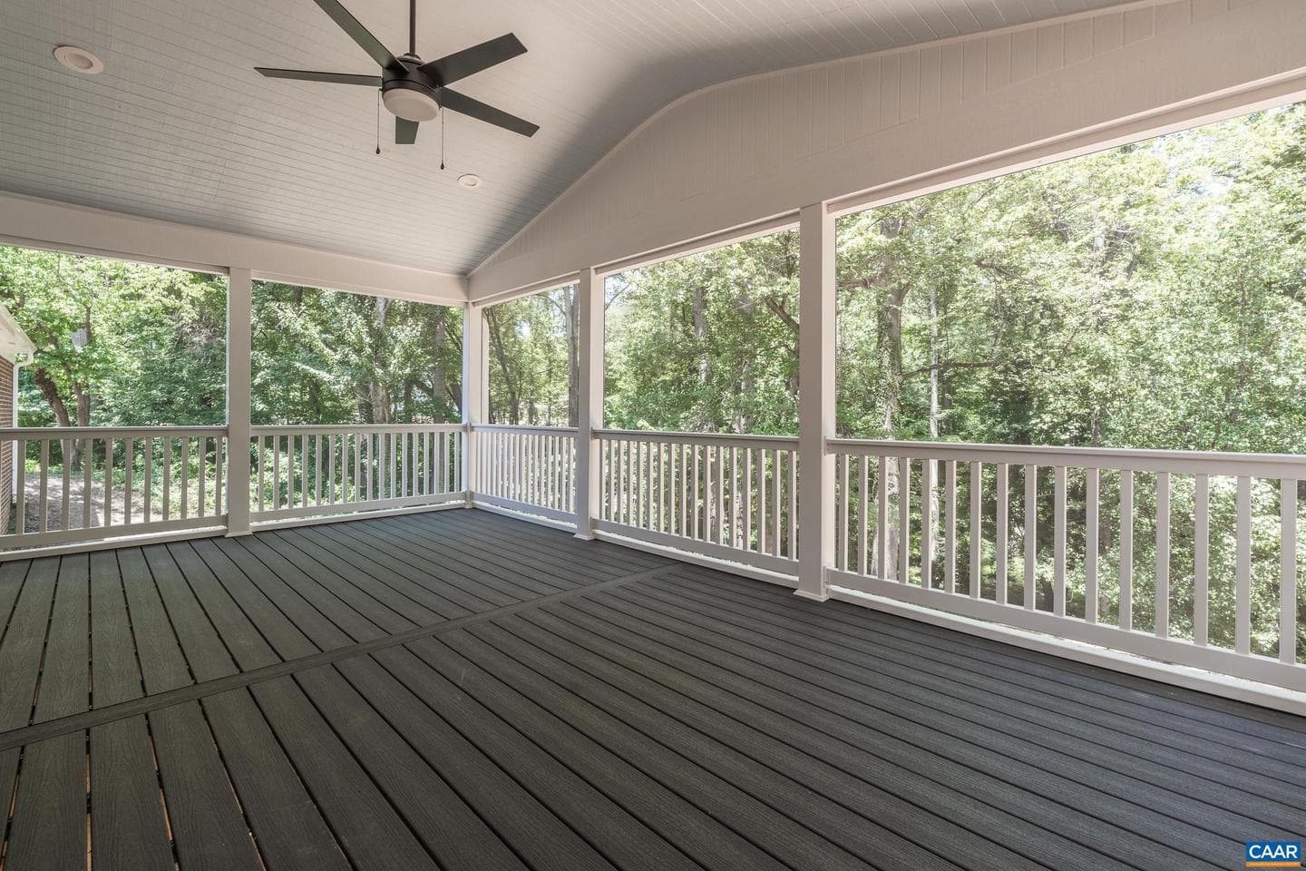 540 Milford Rd photo 24