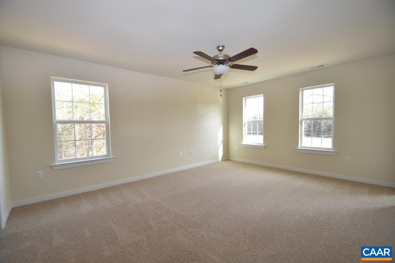 Rosewood Dr photo 9
