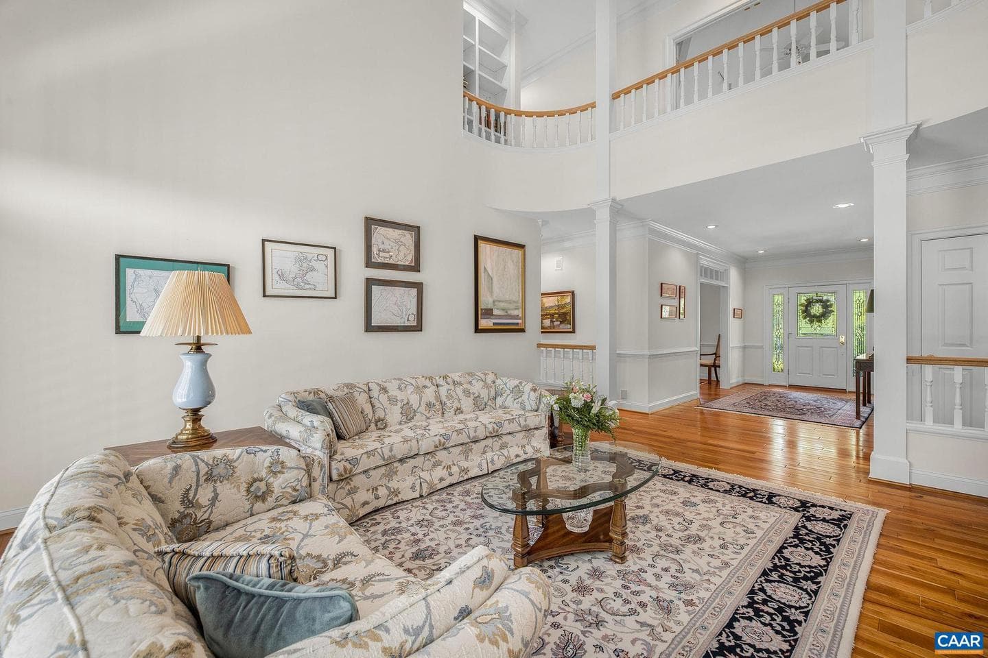 3059 Hyde Park Pl photo 14