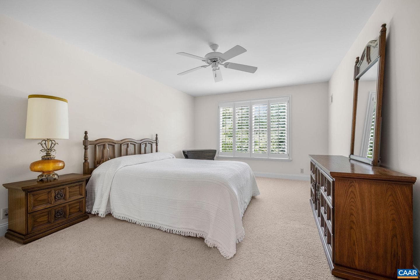 3059 Hyde Park Pl photo 39