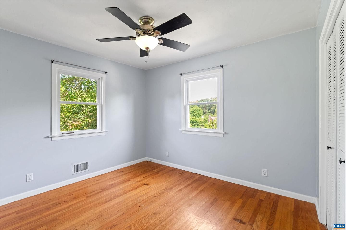 8005 Washington Ct photo 28