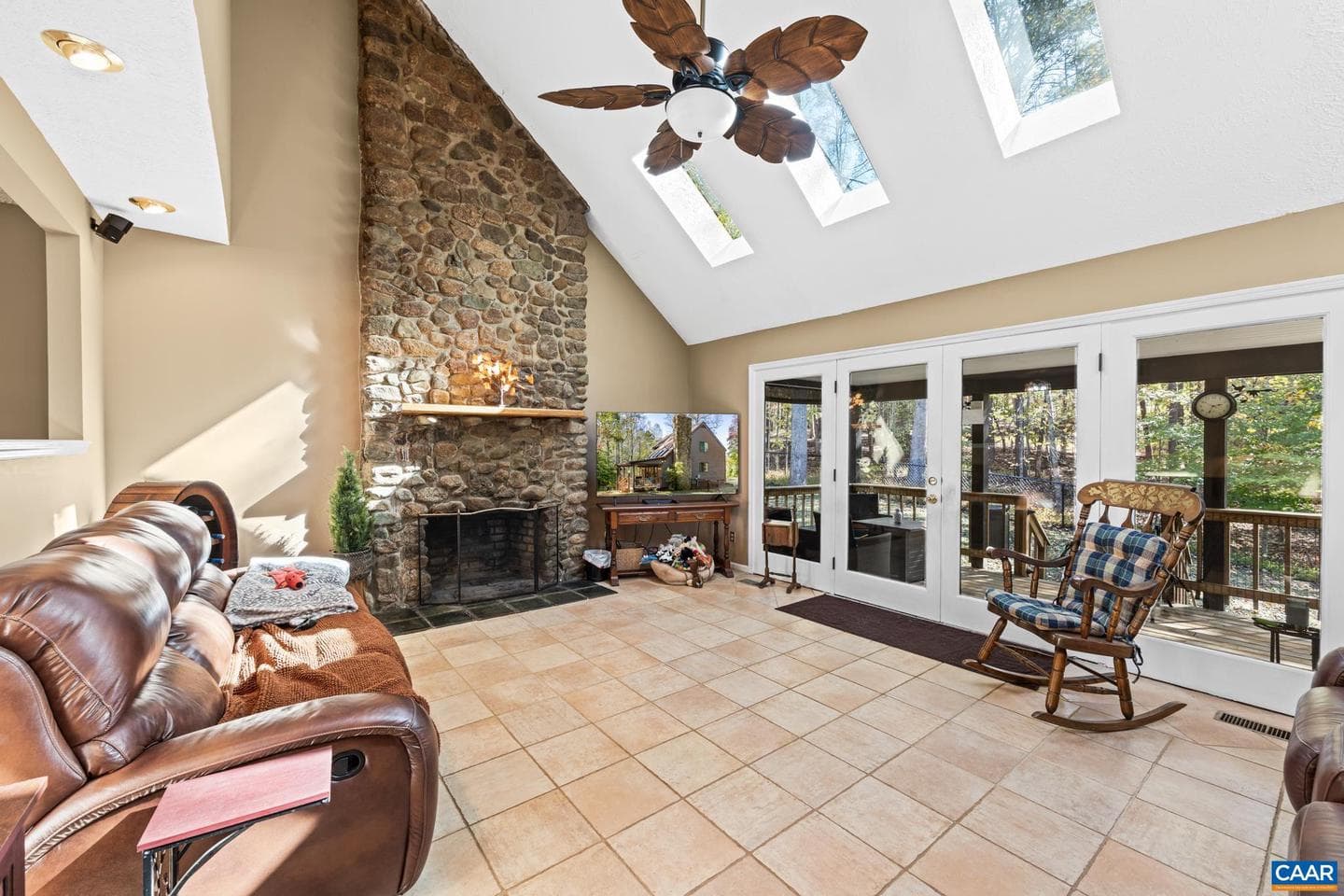 2530 Gillums Ridge Ln photo 20