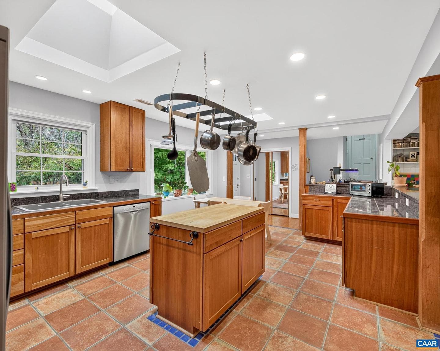 340 Key West Dr photo 14