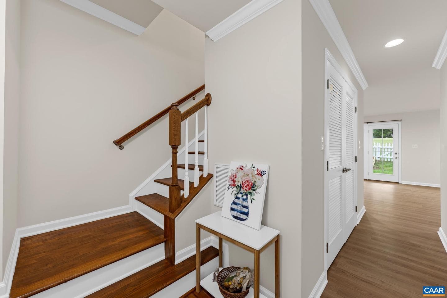 1690 Wickham Way photo 11