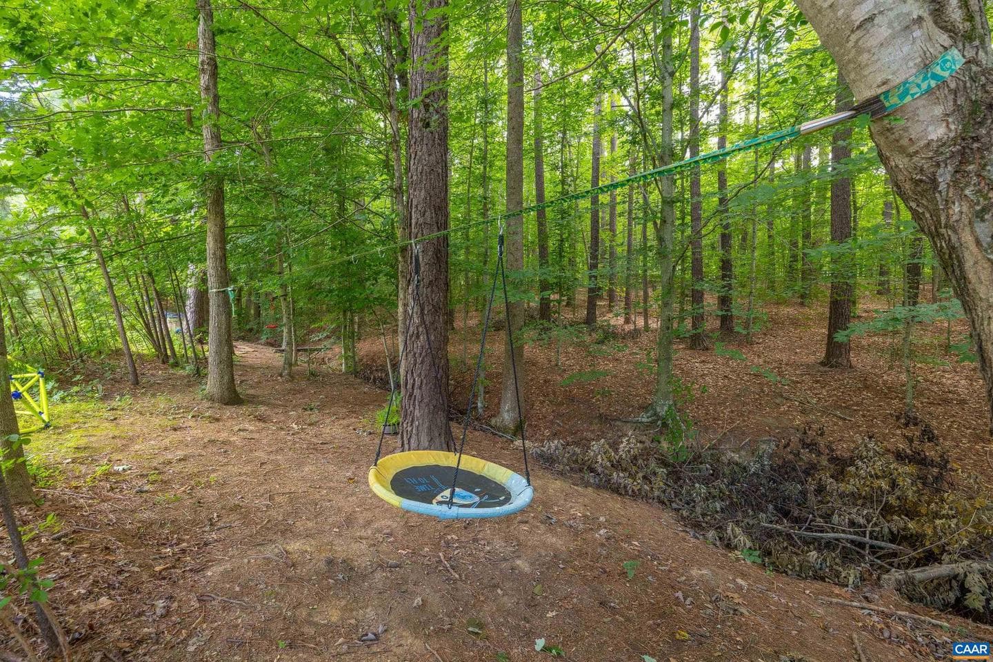 137 Whispering Woods Pl photo 10