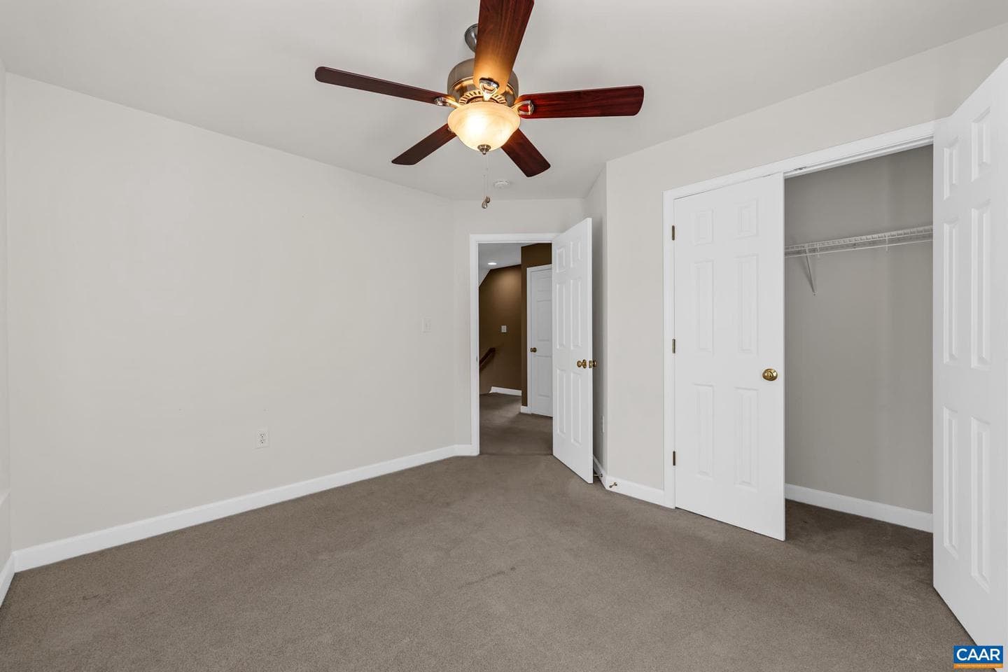 64 Saint Andrews St photo 25