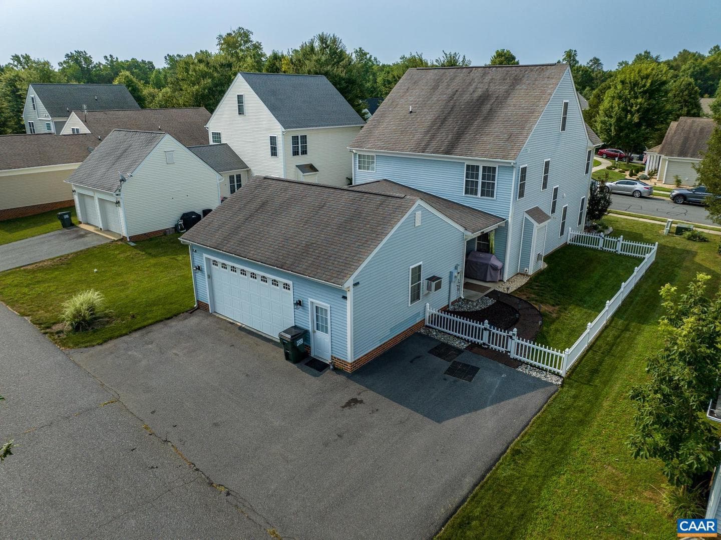 64 Saint Andrews St photo 35