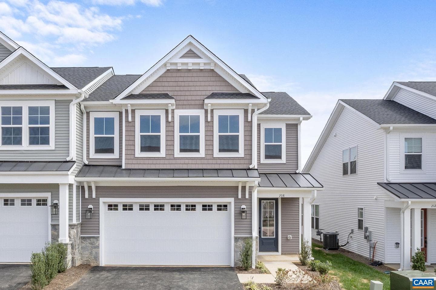 142 Sunbird Ln photo 3