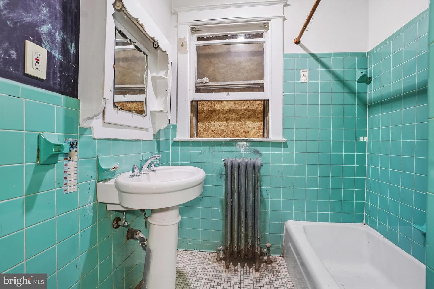 200 Van Buren Street NW photo 15