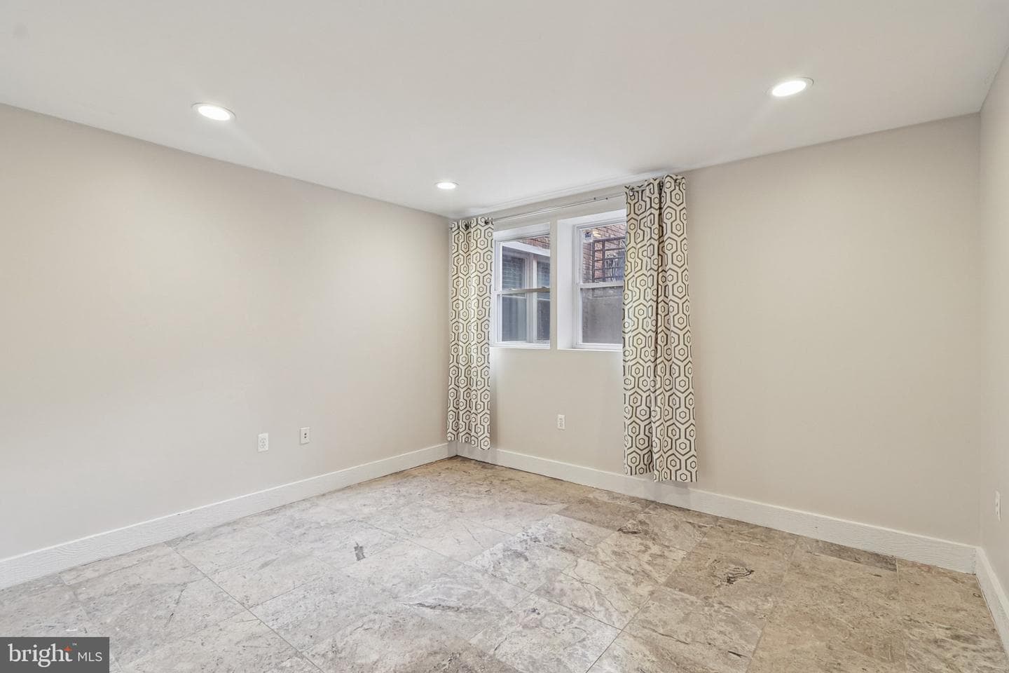 1409 G Street NE #2 photo 41