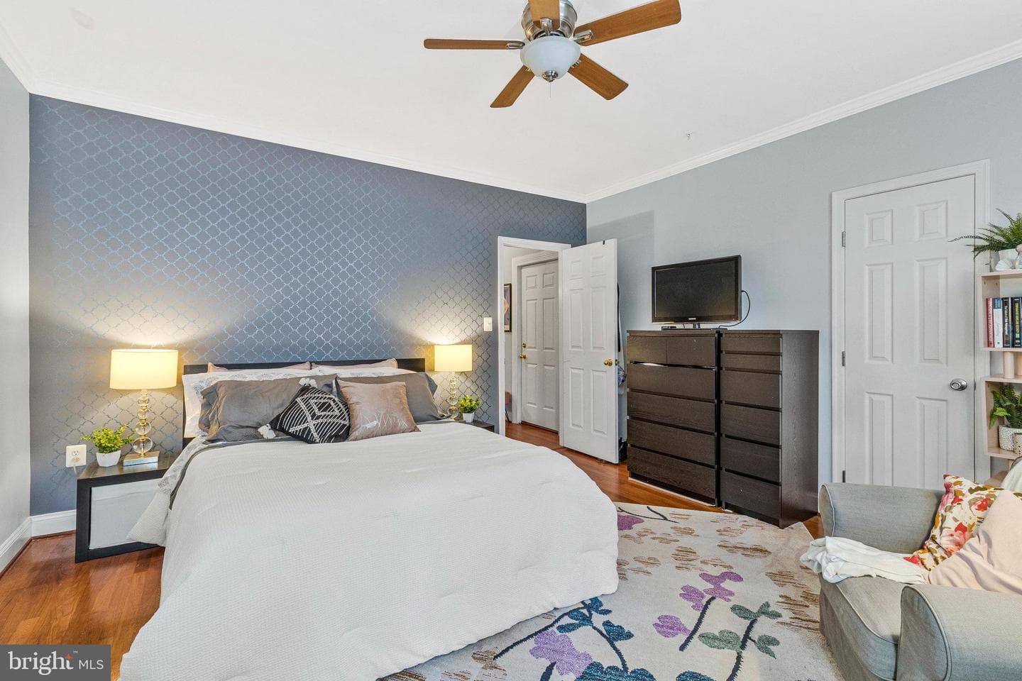 1602 Isherwood Street NE #3 photo 5