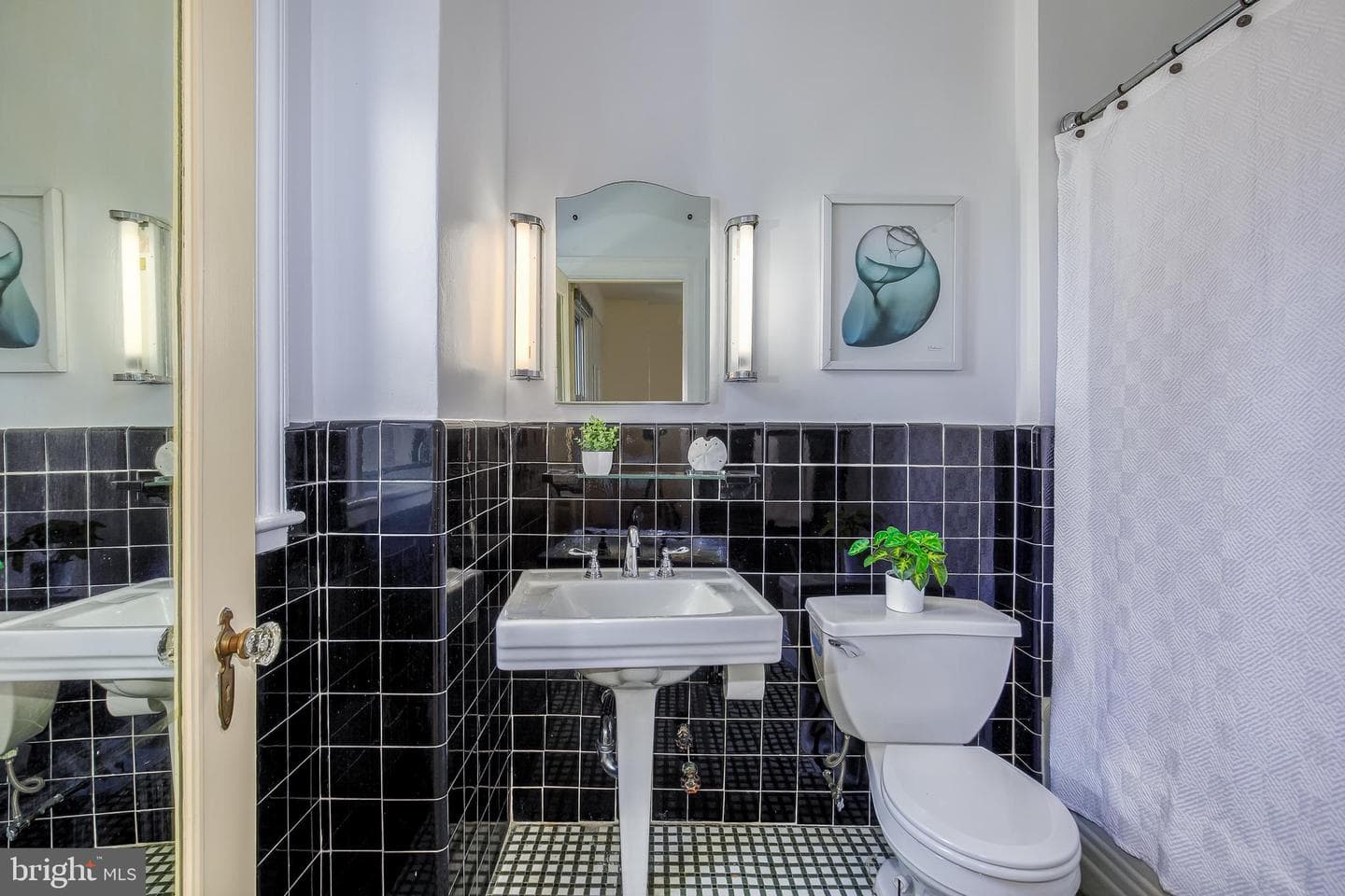 4000 Cathedral Avenue NW #144/145-B photo 17
