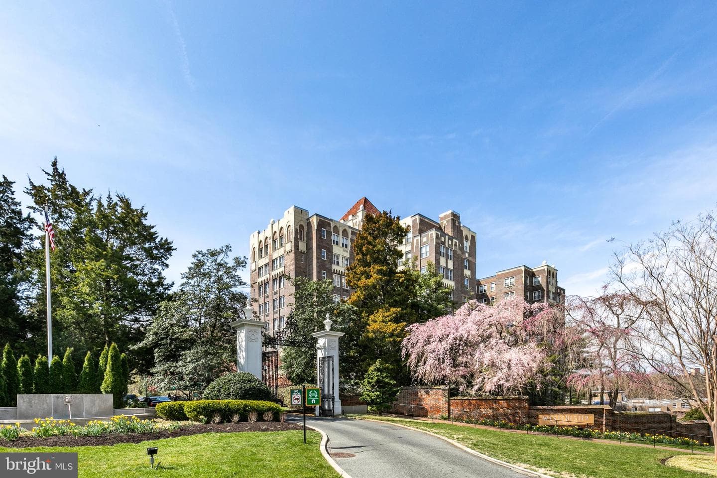 4000 Cathedral Avenue NW #144/145-B photo 42