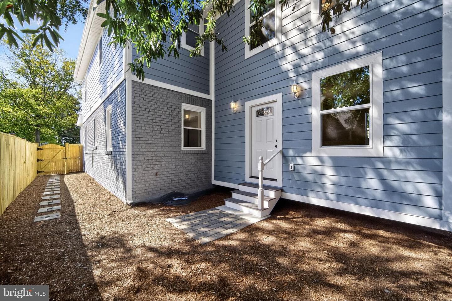 1516 Evarts Street NE photo 50